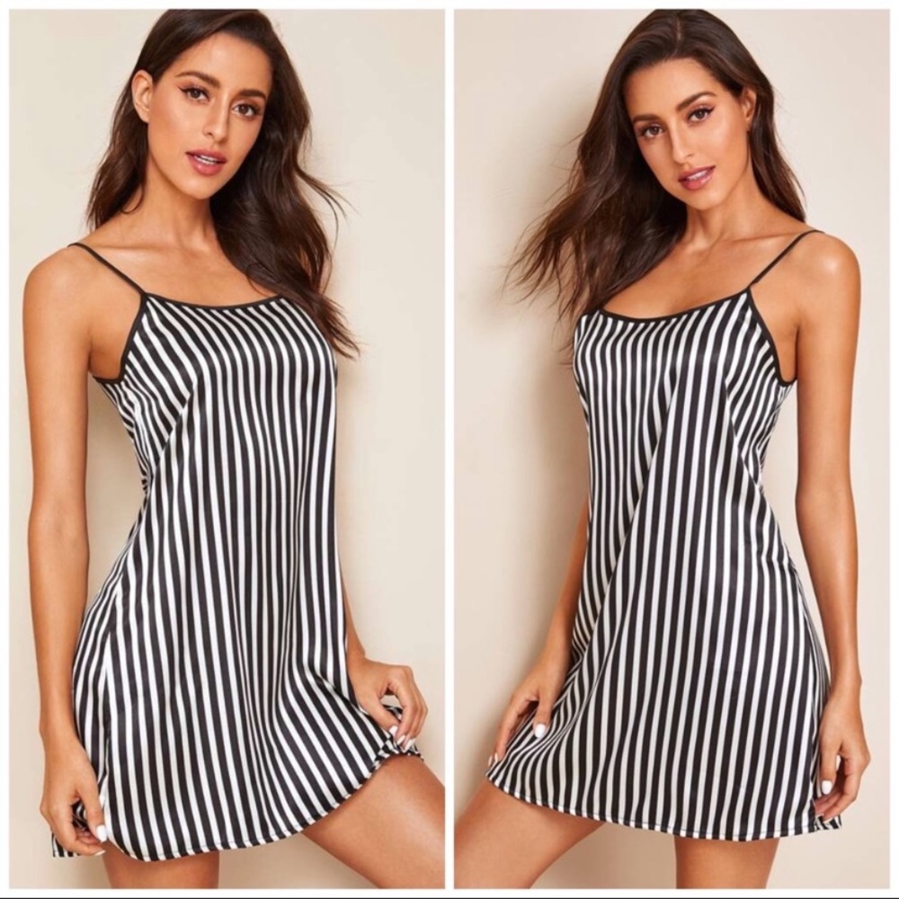 New black & white satin silk nightgown